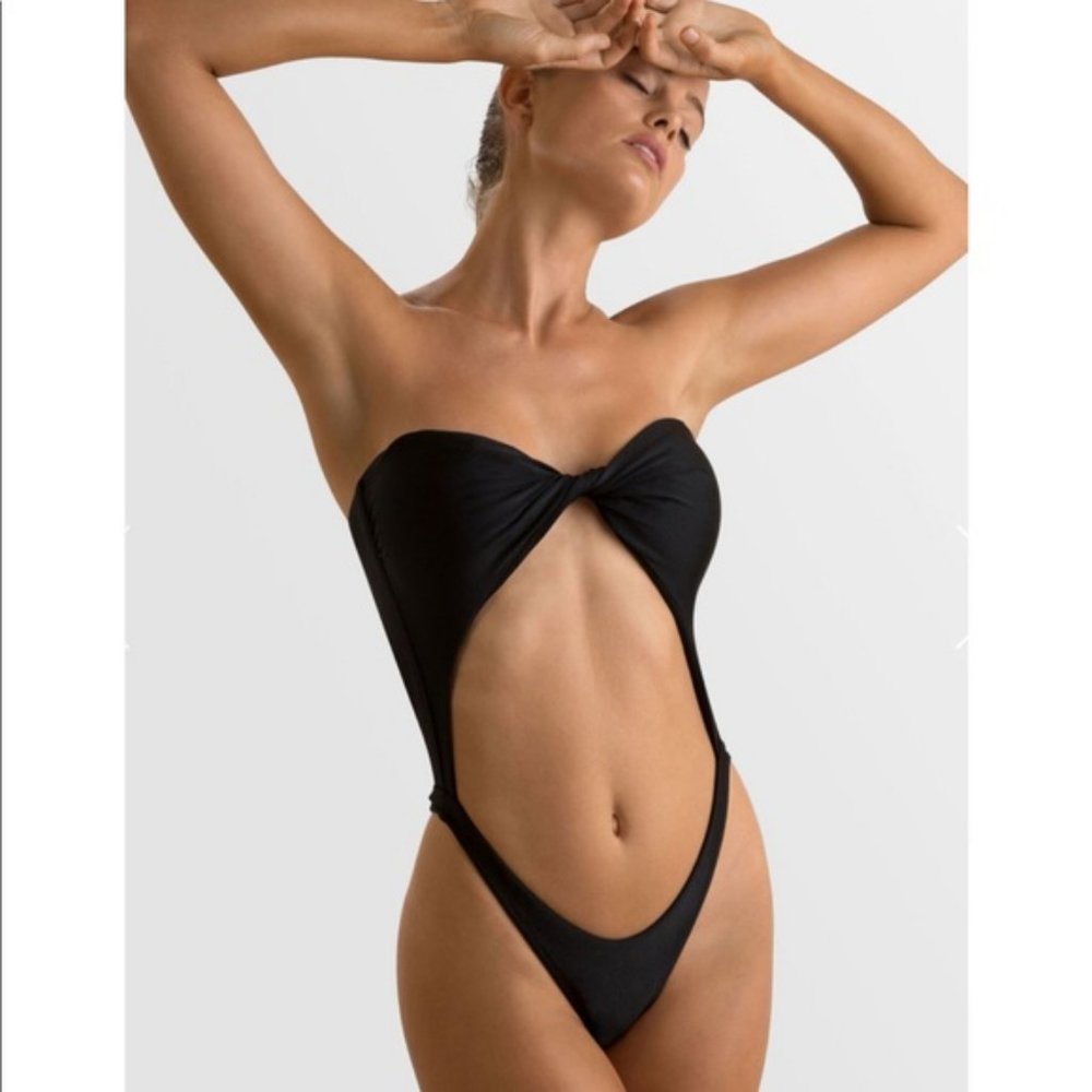 Gigi C One-Piece Bikini